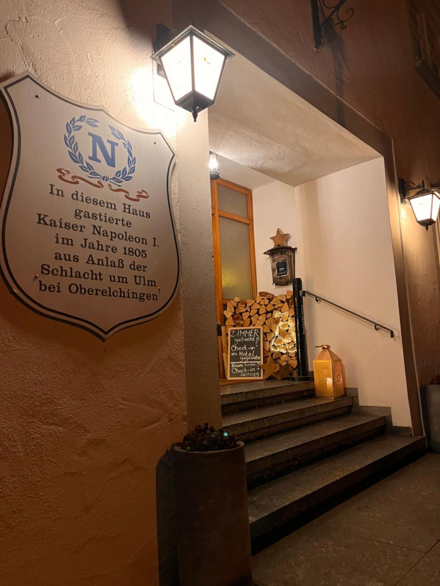 Gasthof Zum Ritter - A Cozy Historical Landmark Ulm Exterior foto